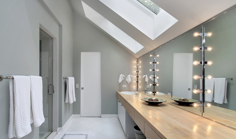 Effet bonne mine dans la salle de bains : les secrets d'un éclairage adapté  - Côté Maison